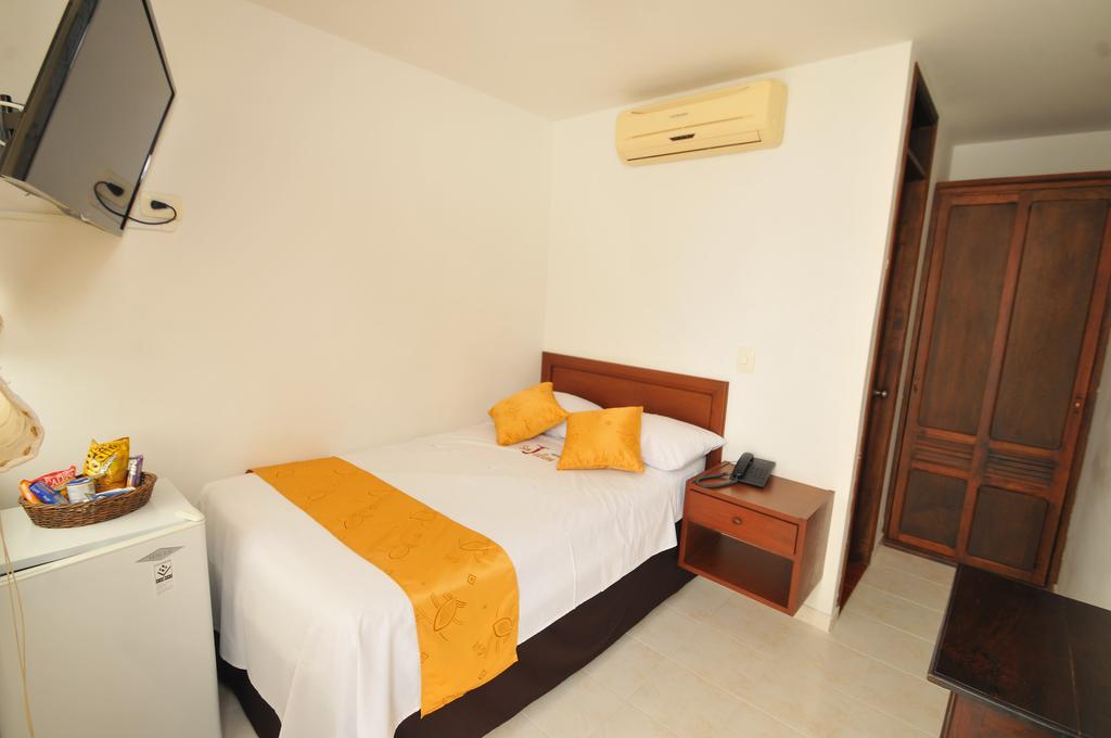 Hotel San Julian Guadalajara de Buga Quarto foto