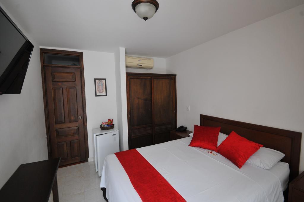 Hotel San Julian Guadalajara de Buga Quarto foto