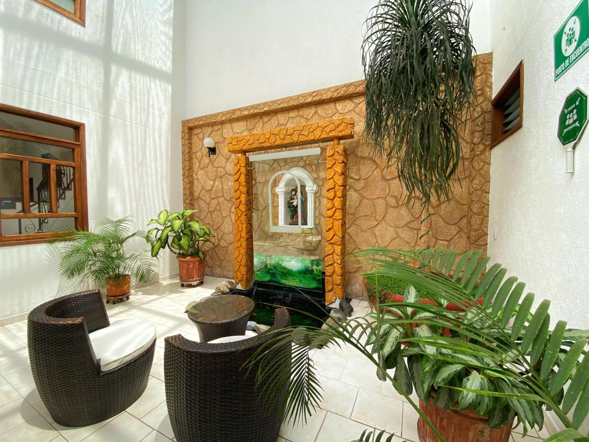 Hotel San Julian Guadalajara de Buga Exterior foto